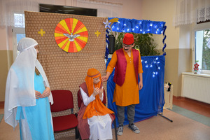  (photo)
