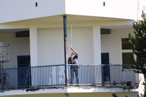  (photo)