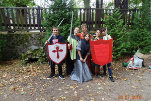  (photo)