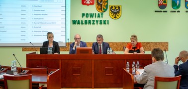 II Sesja Rady Powiatu Wałbrzyskiego