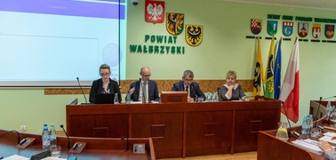 III Sesja Rady Powiatu Wałbrzyskiego