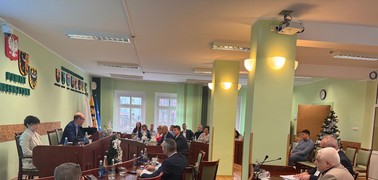 Grudniowa sesja Rady Powiatu Wałbrzyskiego z uchwalonym budżetem na 2025 rok